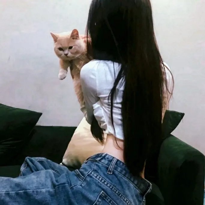 吞噬太阳的女子